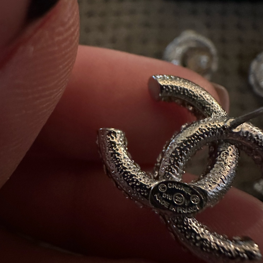 Bundle of Chanel Earring - Picture 5 of 7